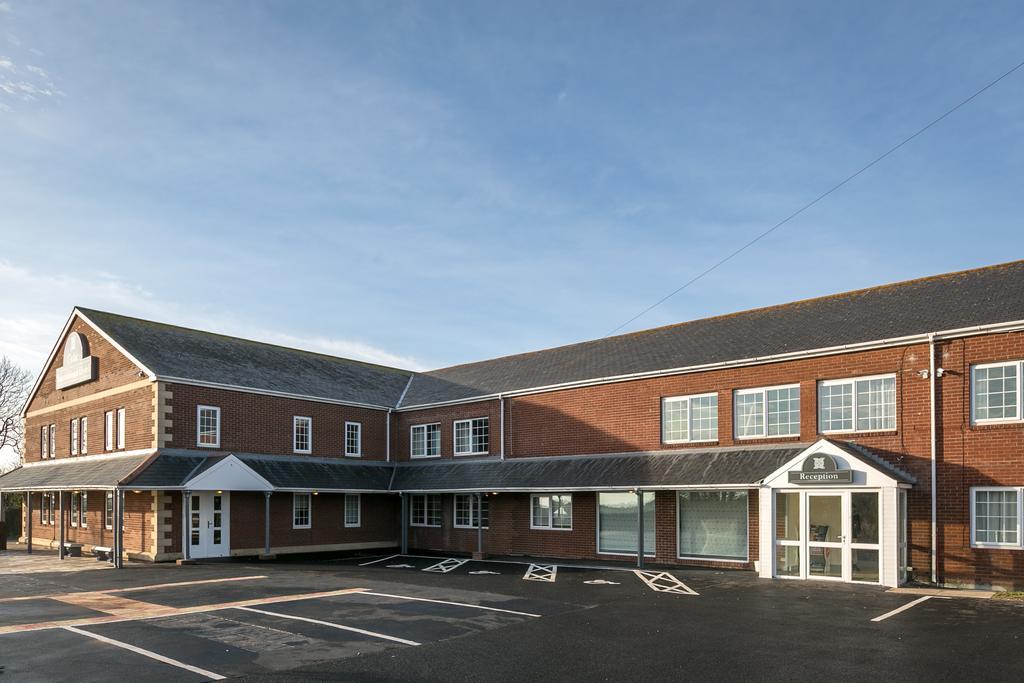 Celtic International Hotel Cardiff Airport Barry Exterior foto
