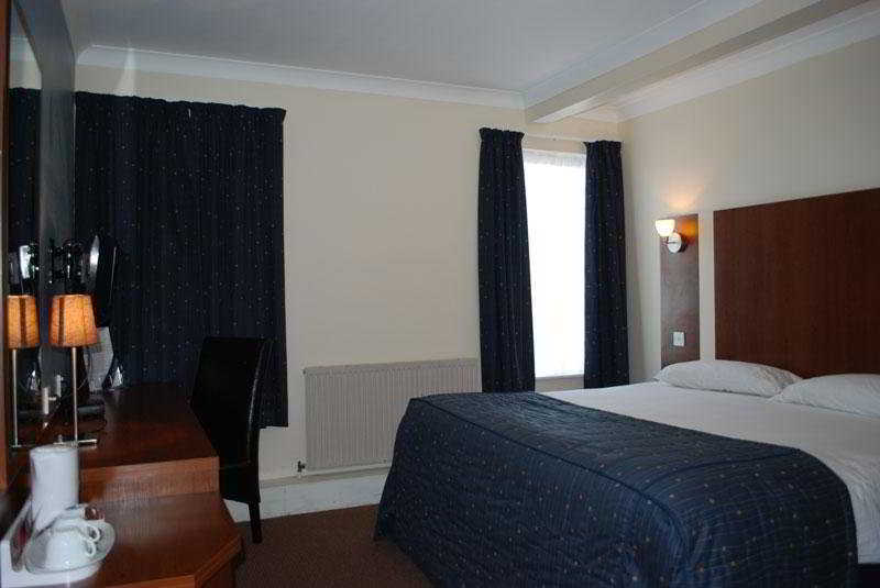Celtic International Hotel Cardiff Airport Barry Exterior foto